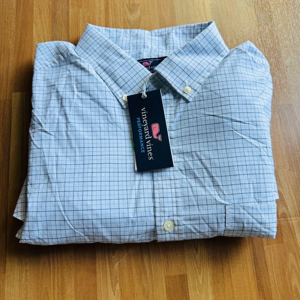 Vineyard vines blue dress shirt size XL nwt